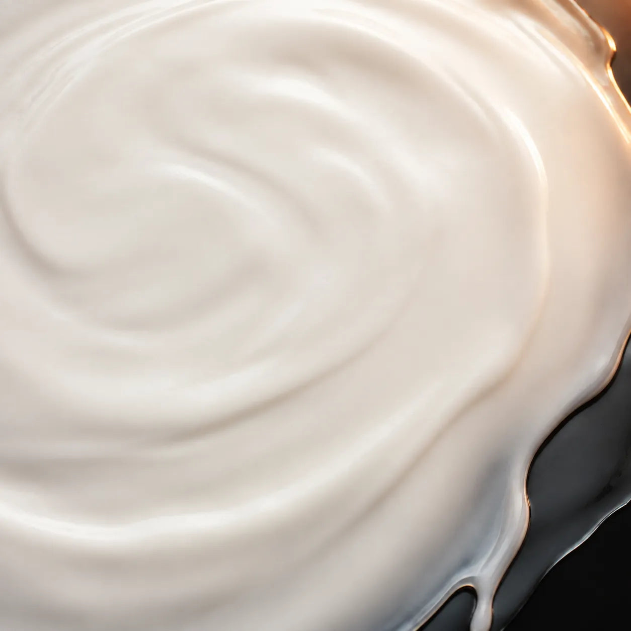 THE SERAPHINE UREA BODY CREAM