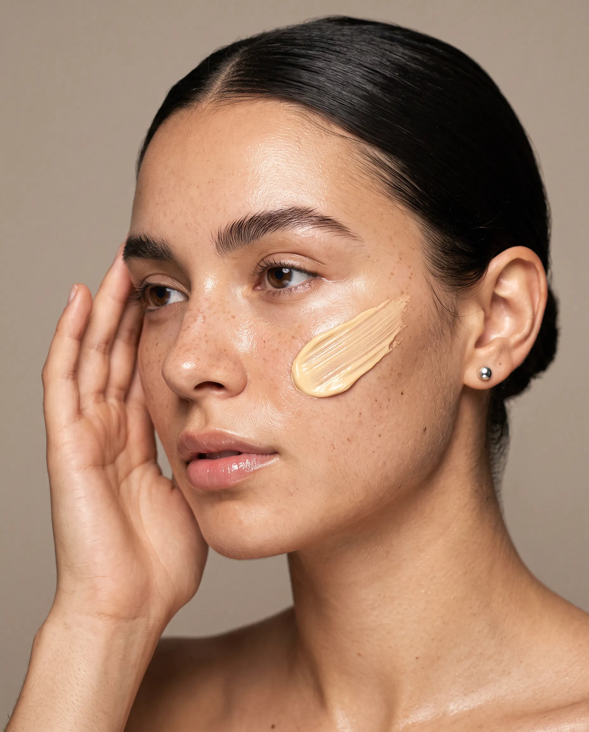 THE BRIGHTENING ESSENCE